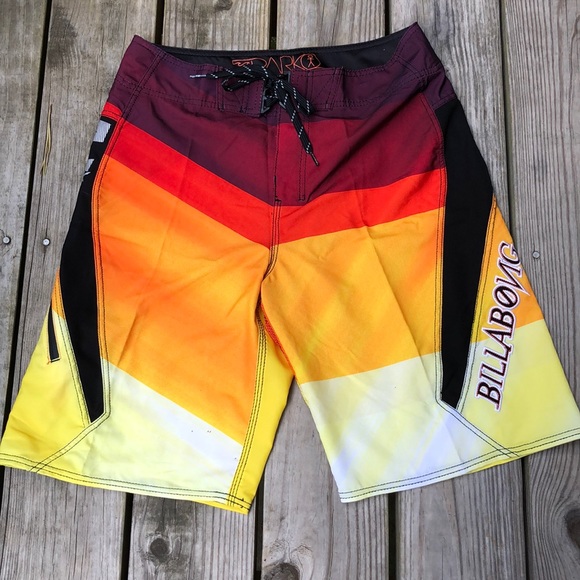 Billabong Other - Billabong PARK platinum board shorts